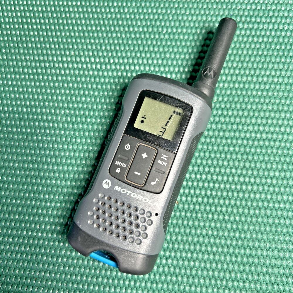 Motorola Model T200 Talkabout Two Way Radio Rechargeable - No Batteries